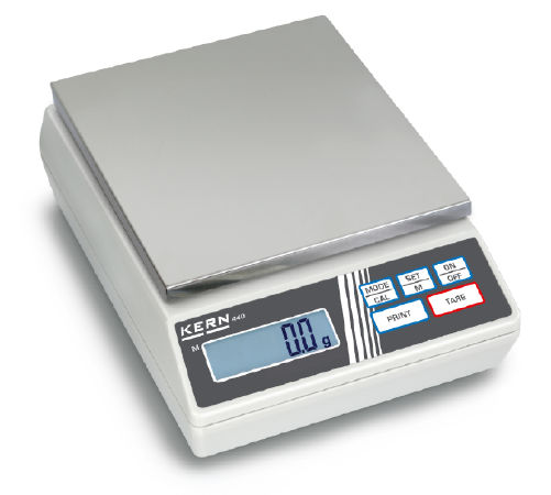 Přesná laboratorní váha KERN 440, 6 kg / 1 g (Kontrolní laboratorní váha KERN modelová řada 440, váživost 6000 g, dílek 1 g)